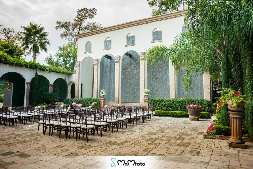 Houston Wedding Photography Bell Tower On 34th Paola Kevin Wedding Venues In Houston Photography Waterfall Bell Tower On 34th Mnmfoto