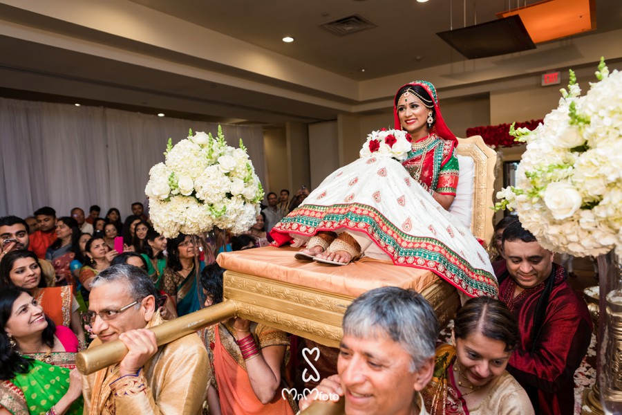 Hyatt Dallas Gujarati Indian Wedding Ceremony