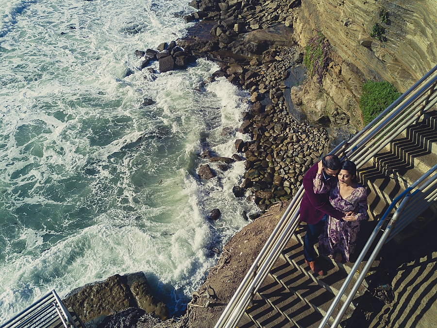 San Diego engagement photos at sunset cliffs 