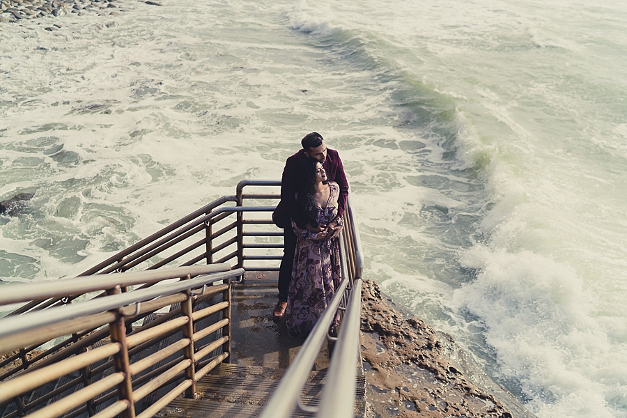 San Diego engagement photos at sunset cliffs 