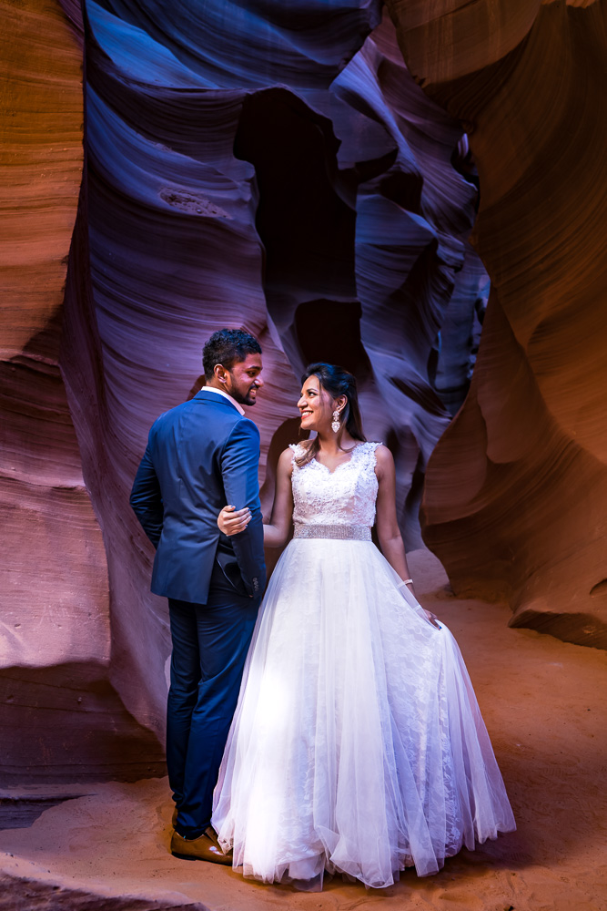 Horseshoe Bend engagement photos 