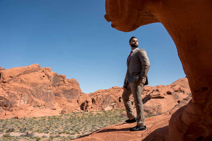 Pre-wedding photo shoot at Valley of Fire in Las Vegas, Nevada