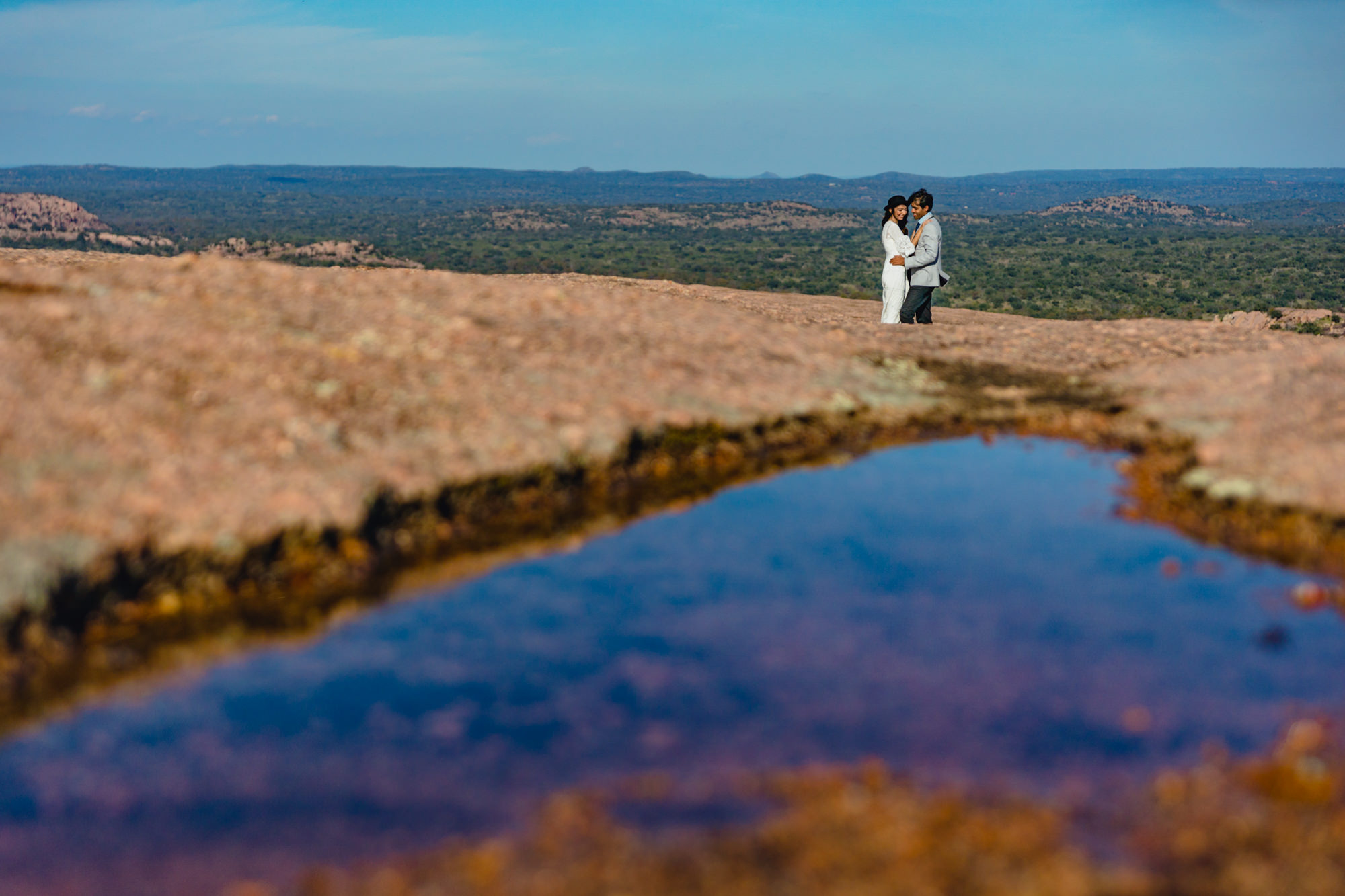 Enchanted Rock Austin engagement photography Anita sanif